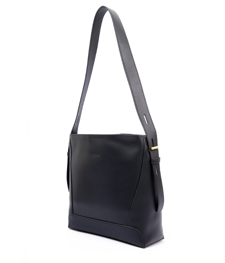 The LA Minimalist Shoulder Bag